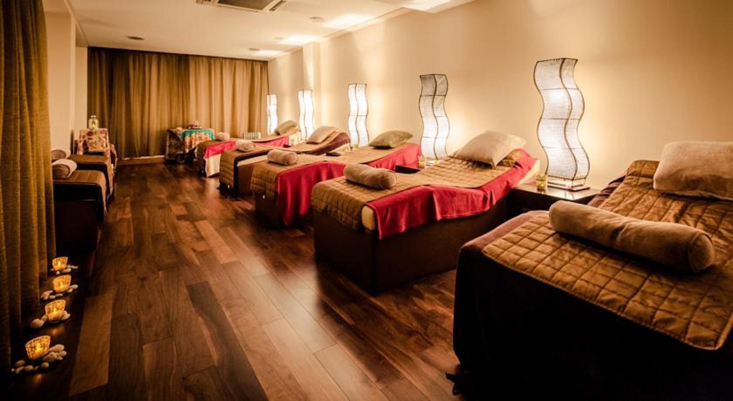 Rochestown Lodge Hotel ダン・レアリー エクステリア 写真