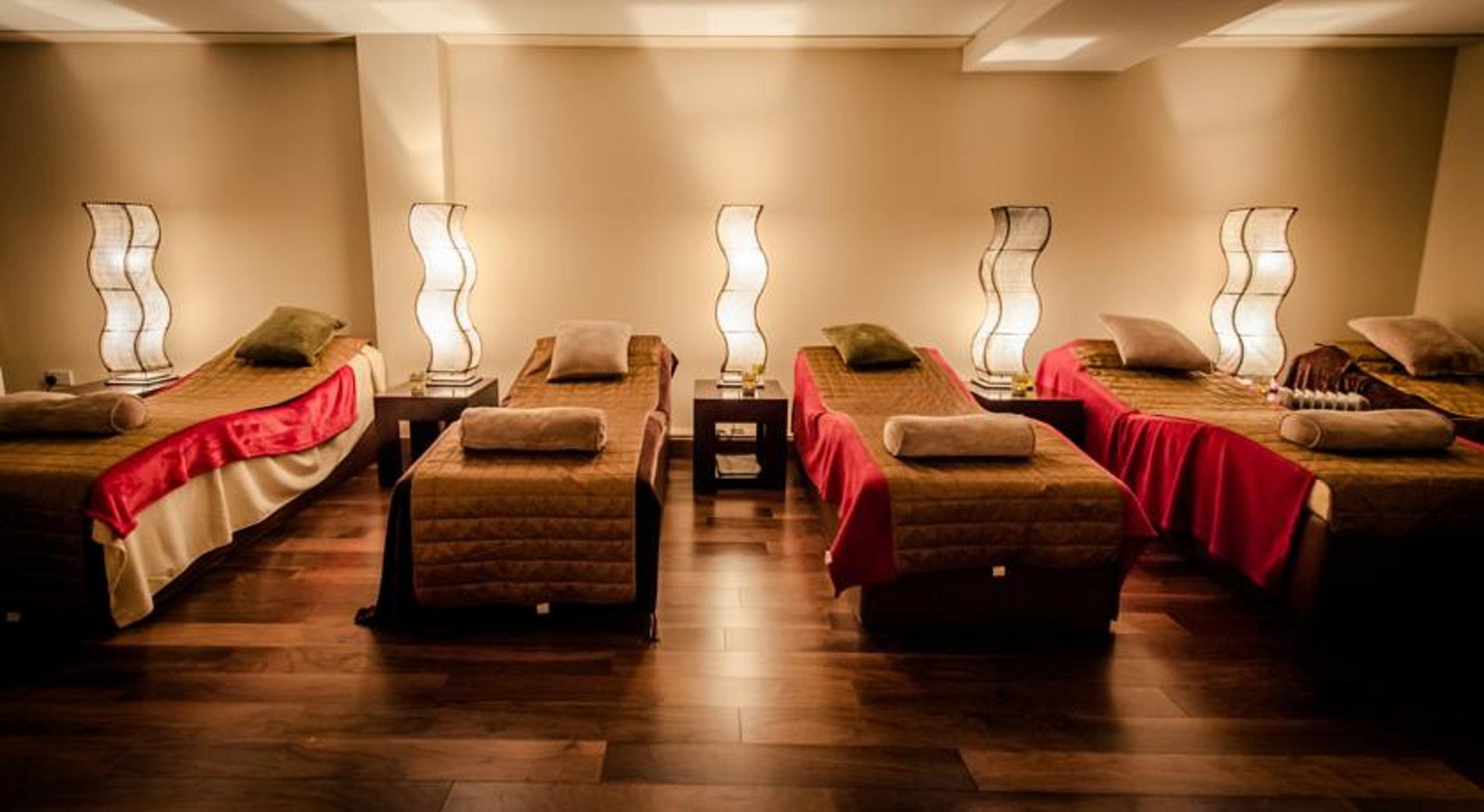 Rochestown Lodge Hotel ダン・レアリー エクステリア 写真