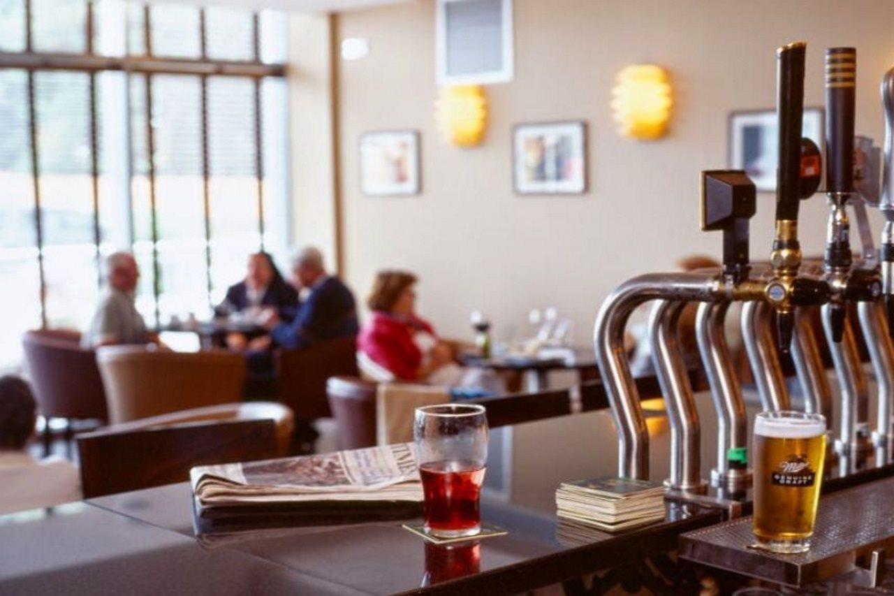 Rochestown Lodge Hotel ダン・レアリー エクステリア 写真