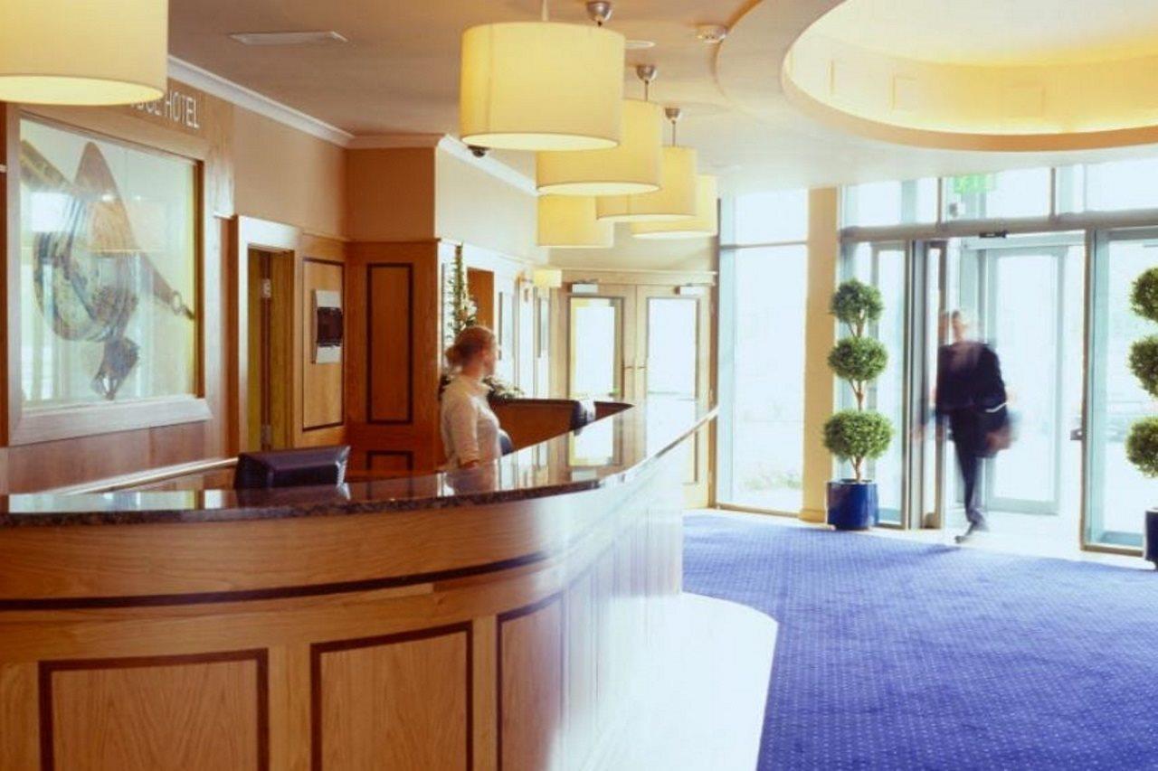 Rochestown Lodge Hotel ダン・レアリー エクステリア 写真