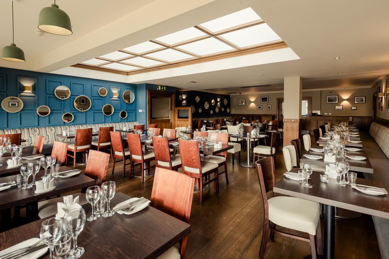 Rochestown Lodge Hotel ダン・レアリー エクステリア 写真